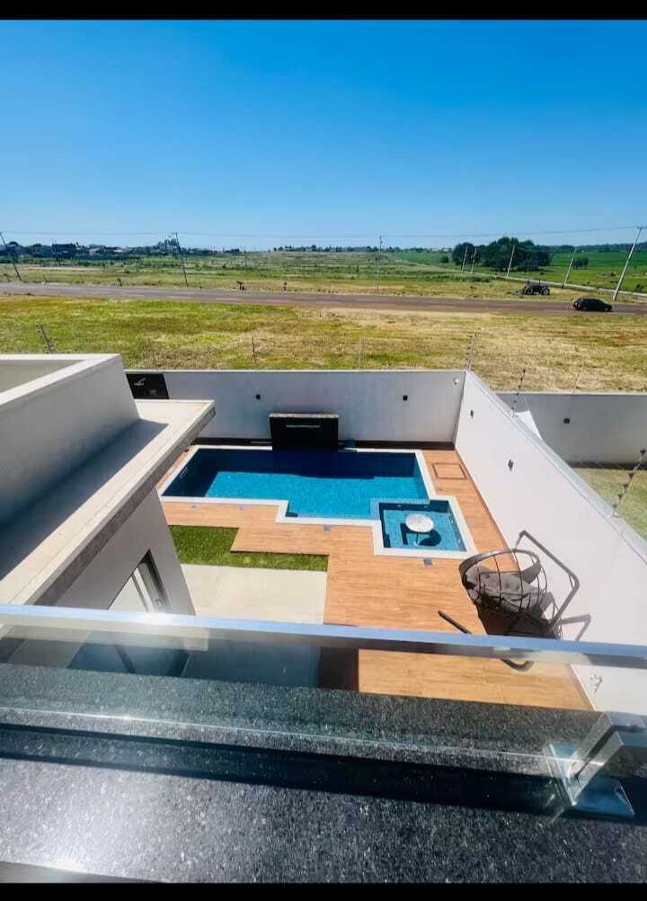 Sacada criada durante a execução voltada para a área da piscina
